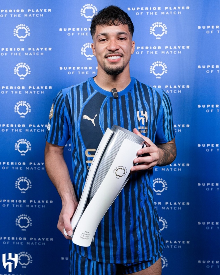 开云官网-全市场：新月前锋莱昂纳多希望冬季离队，被推荐给罗马和那不勒斯